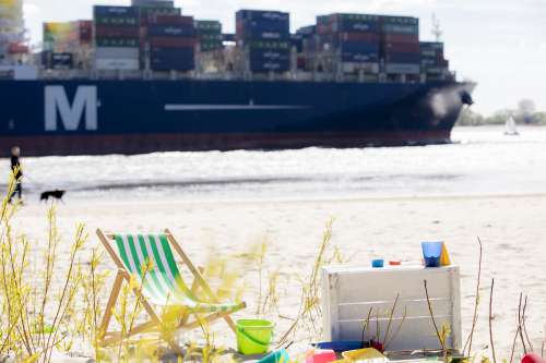 Sommer_Mood_Sonnenstuhl_Schiff